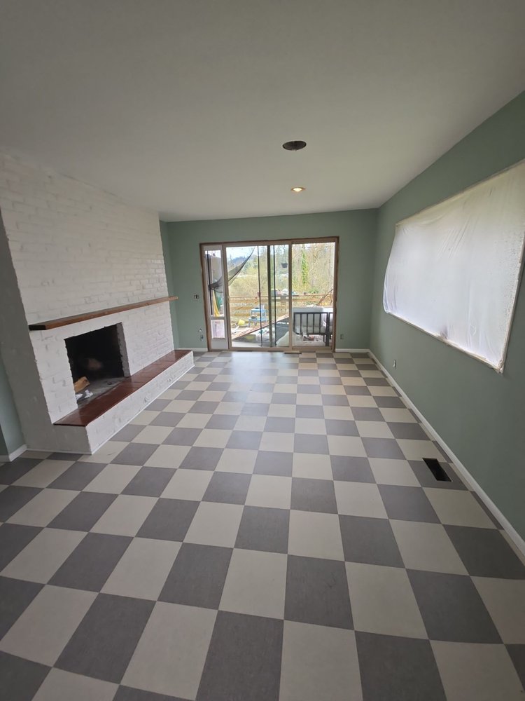 Living Room and Bathroom Restoration